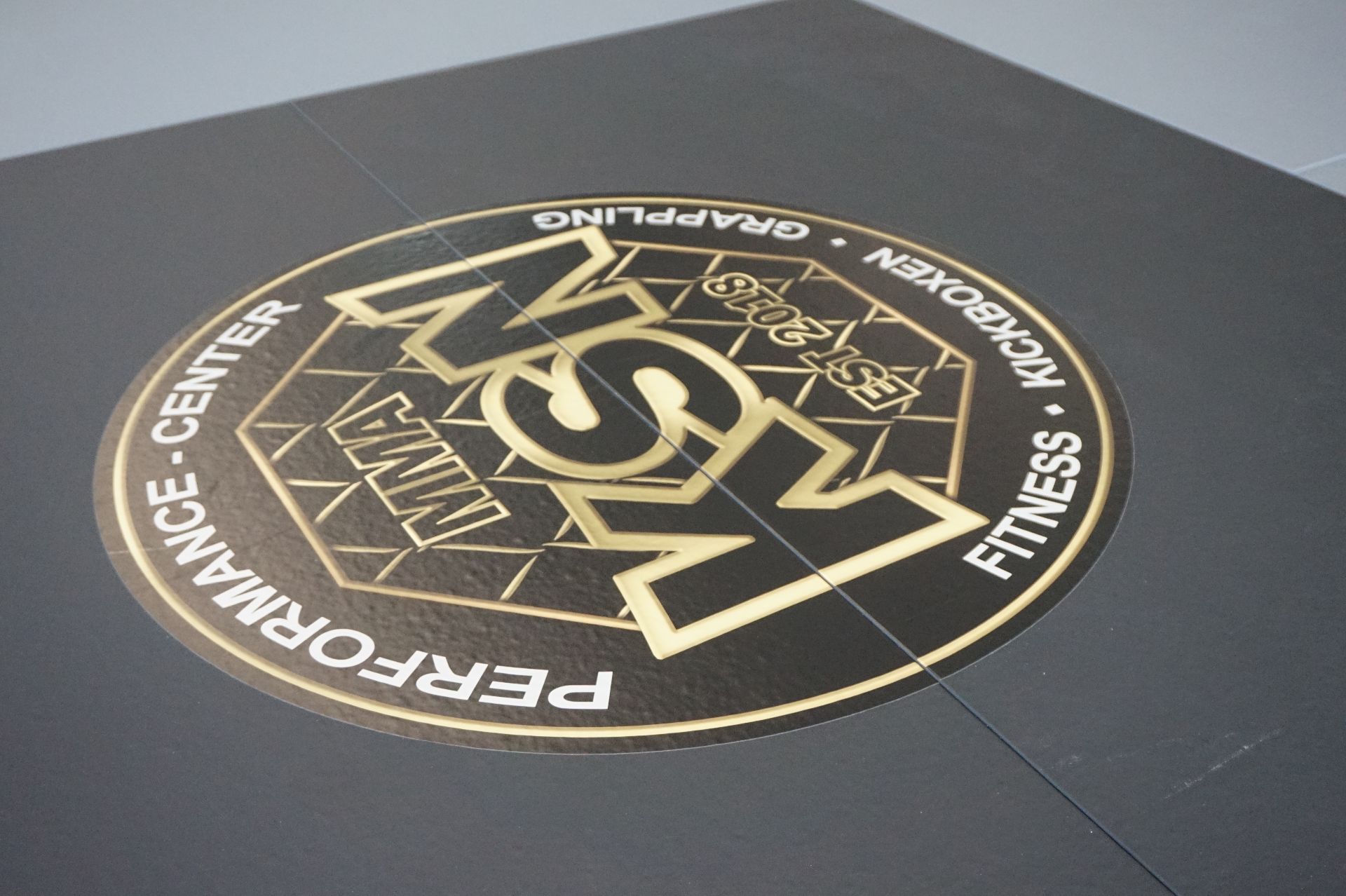 Umkleide- und Aufenthaltsbereich im KSN Performance Center