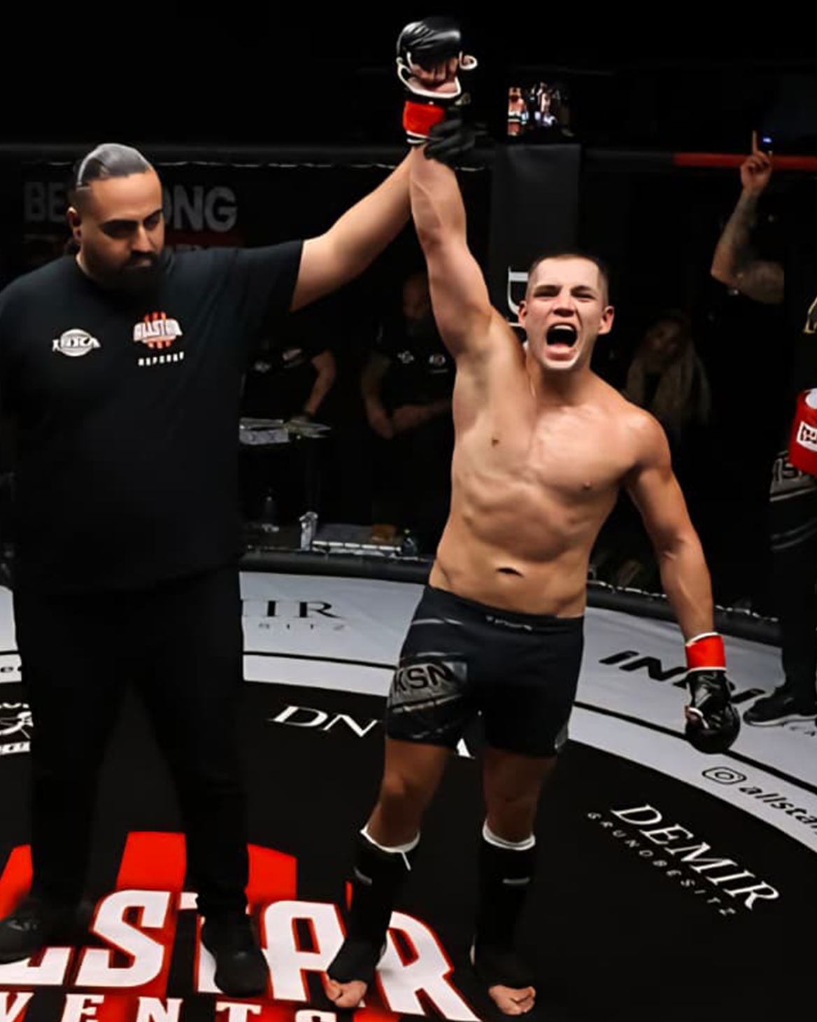 Umkleide- und Aufenthaltsbereich im KSN Performance Center